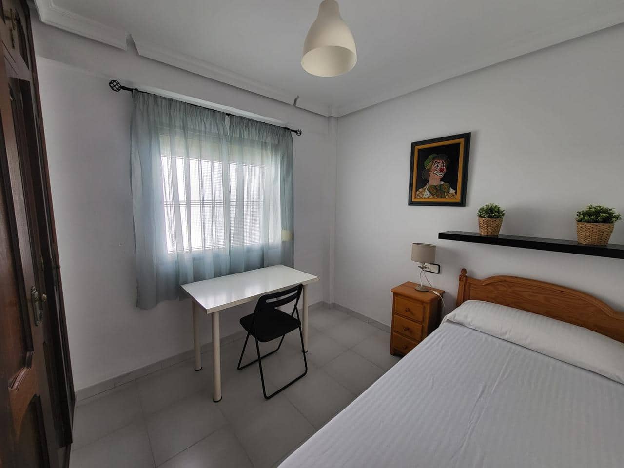 3 bedroom Flat for rent in Malaga city - € 1,300 (Ref: 10153249)