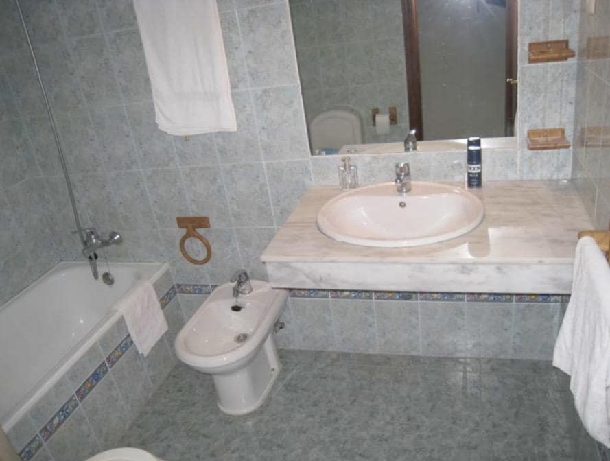 4 soverom Leilighet til salgs i Malaga by med svømmebasseng garasje - € 488 000 (Ref: 10160632)