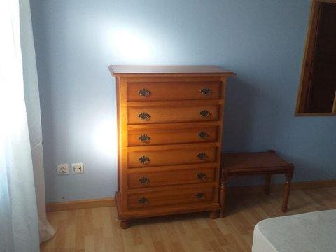 Appartement de 4 chambres à louer à Malaga ville - 1 100 € (Ref: 10162191)