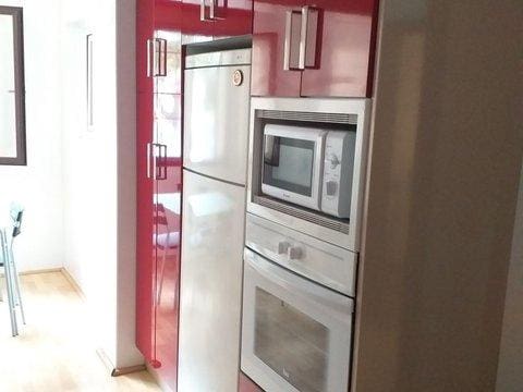 Appartement de 4 chambres à louer à Malaga ville - 1 100 € (Ref: 10162191)