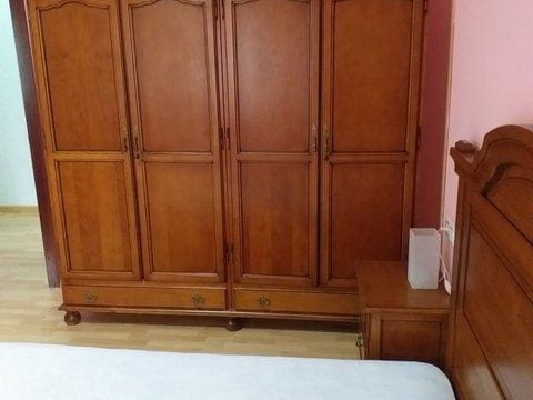 4 slaapkamer Flat te huur in La Roca, Málaga stad - € 1.100 (Ref: 10162191)