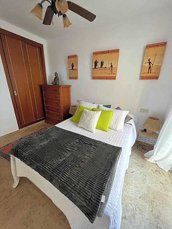 2 bedroom Flat for rent in Malaga city with garage - € 1,350 (Ref: 8022193)