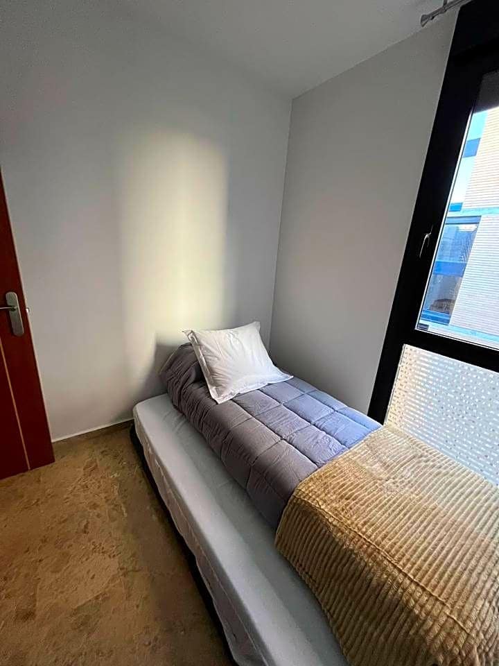 2 bedroom Flat for rent in Malaga city with garage - € 1,350 (Ref: 8022193)