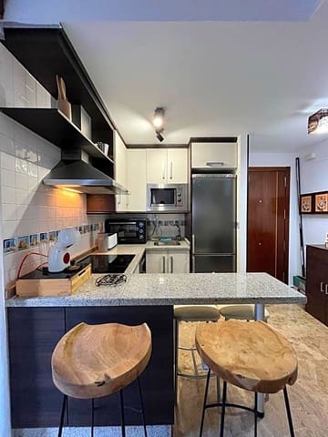 2 bedroom Flat for rent in Arroyo del Cuarto, Málaga city with garage - € 1,350 (Ref: 8022193)