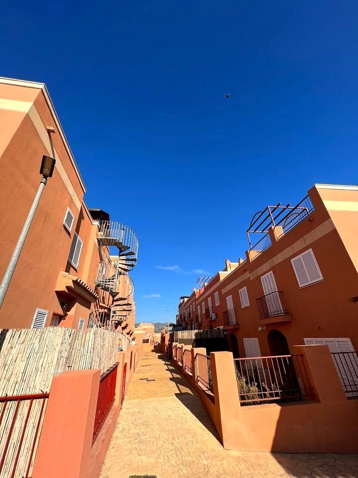 Chalet de 3 habitaciones en Vélez-Málaga en venta con piscina garaje - 385.000 € (Ref: 8022228)
