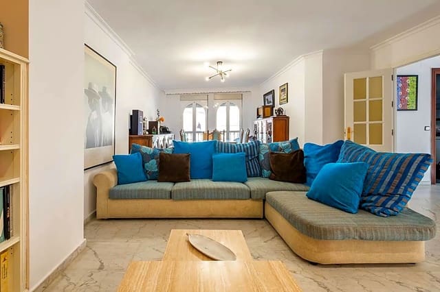 2 soveværelse Lejlighed til salg i El Molinillo, Málaga by med garage - € 599.000 (Ref: 8360819)