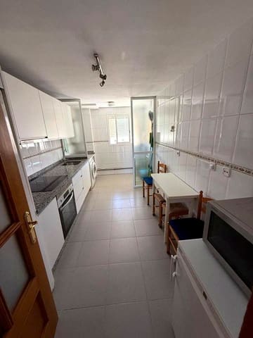 4 Zimmer Wohnung zu vermieten in Hacienda Bizcochero, Málaga Stadt mit Pool - 1.800 € (Ref: 8370476)