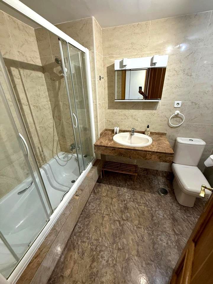 Appartement de 4 chambres à louer à Malaga ville avec piscine - 1 800 € (Ref: 8370476)