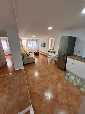 Piso de 3 habitaciones en Hacienda Roldan, Málaga ciudad en alquiler - 1.300 € (Ref: 8493196)