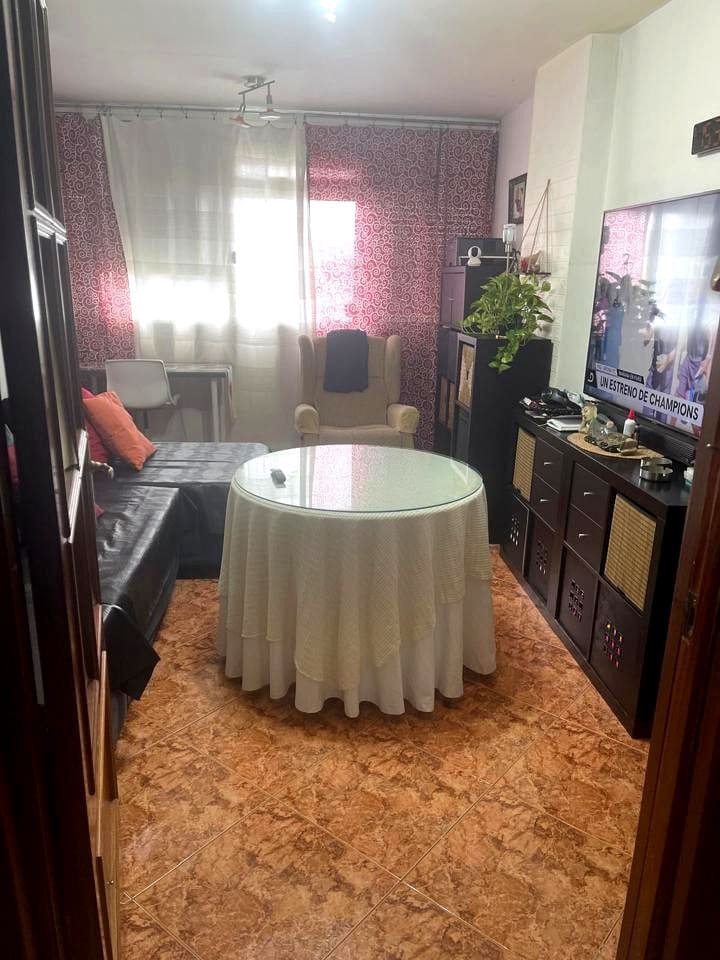 2 slaapkamer Flat te koop in Malaga stad - € 375.000 (Ref: 8578892)