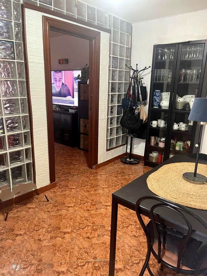 2 slaapkamer Flat te koop in Malaga stad - € 375.000 (Ref: 8578892)