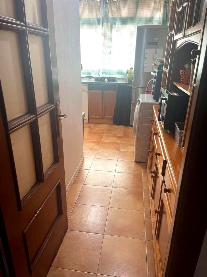 2 slaapkamer Flat te koop in Malaga stad - € 375.000 (Ref: 8578892)