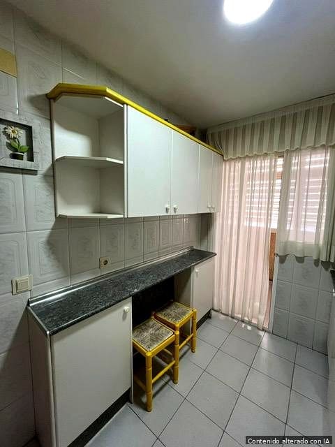 3 soveværelse Lejlighed til salg i Malaga by med garage - € 390.000 (Ref: 8602635)