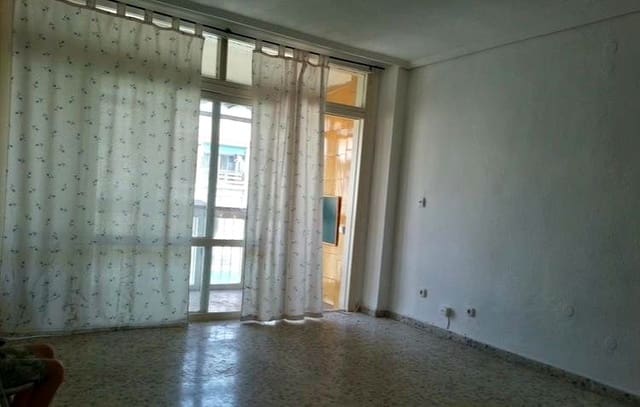 3 soveværelse Lejlighed til salg i Plaza de Toros Vieja, Málaga by - € 379.000 (Ref: 8680828)