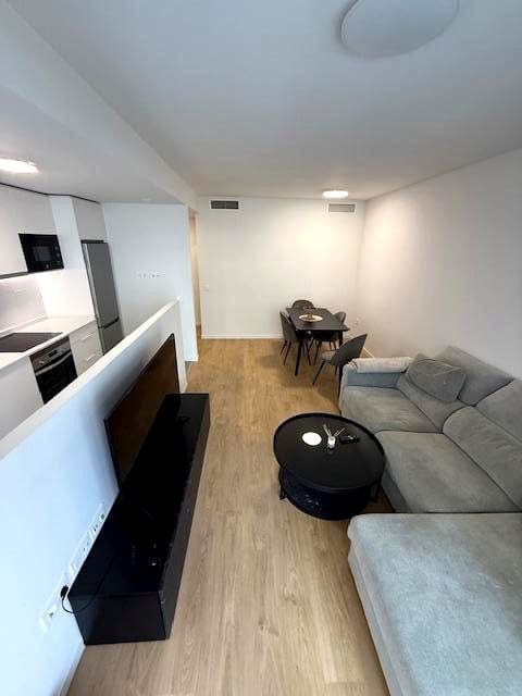 2 soveværelse Lejlighed til salg i Marbella med garage - € 450.000 (Ref: 8879194)