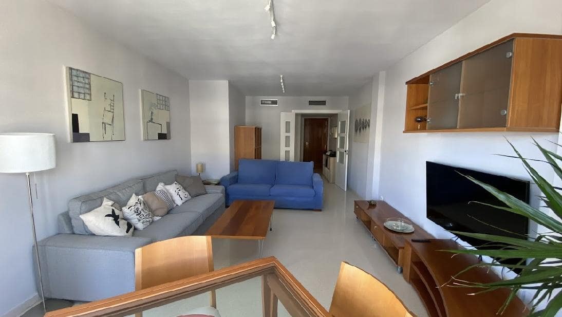 4 soveværelse Lejlighed til leje i Malaga by - € 2.000 (Ref: 8980028)