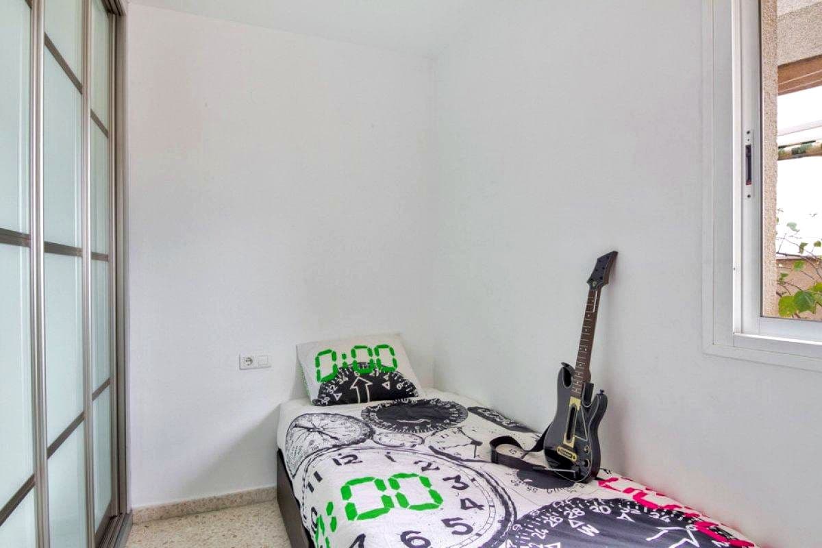 3 sypialnia Mieszkanie do wynajęcia w Miasto Malaga z basenem garażem - 1 800 € (Ref: 9077551)