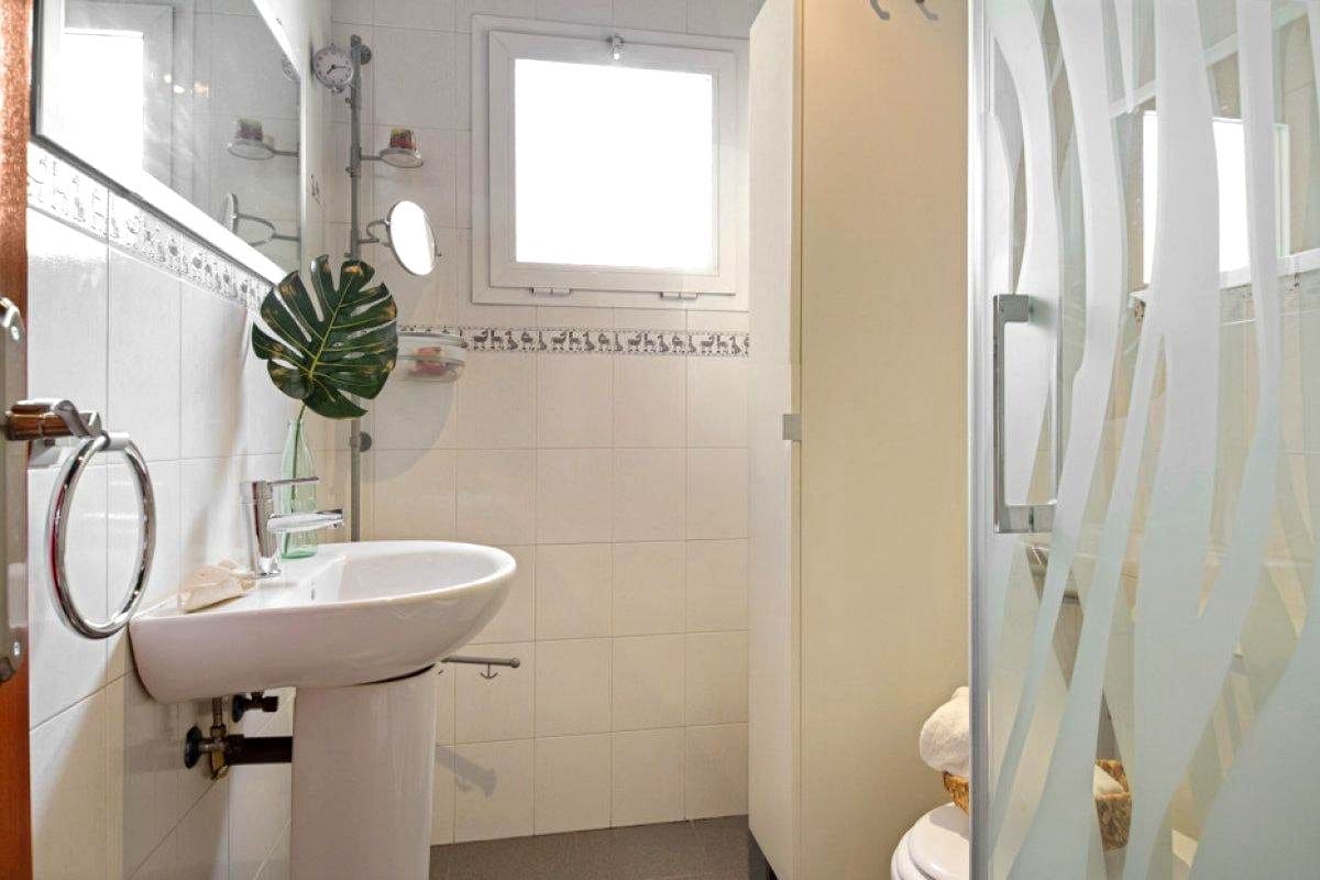 3 sypialnia Mieszkanie do wynajęcia w Miasto Malaga z basenem garażem - 1 800 € (Ref: 9077551)