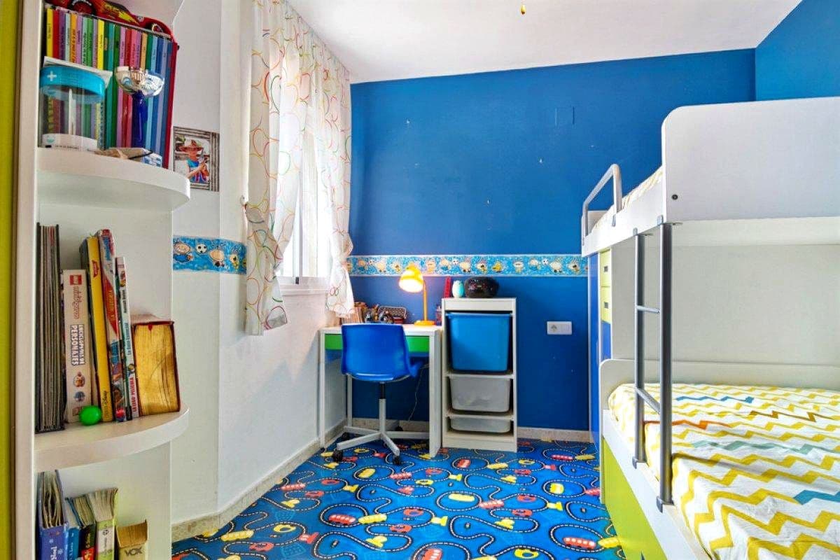 3 sypialnia Mieszkanie do wynajęcia w Miasto Malaga z basenem garażem - 1 800 € (Ref: 9077551)