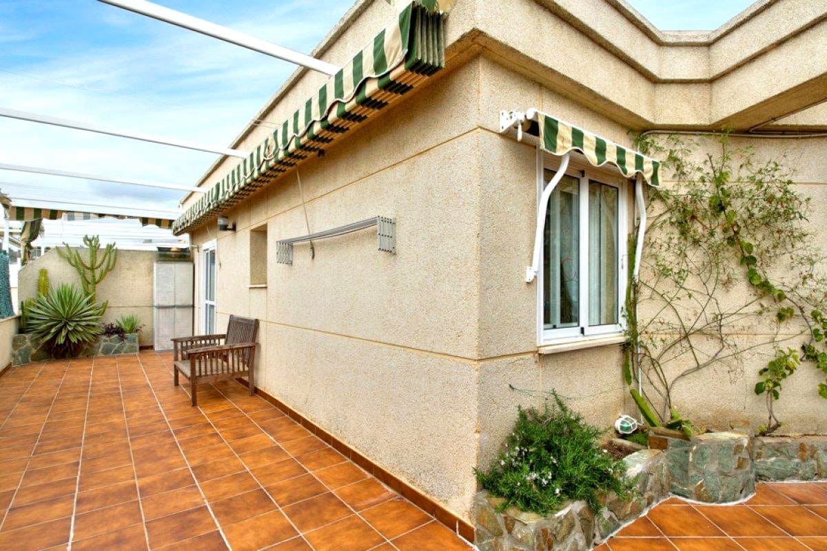 3 sypialnia Mieszkanie do wynajęcia w Miasto Malaga z basenem garażem - 1 800 € (Ref: 9077551)