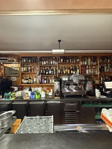 1 soveværelse Virksomhed til salg i El Consul, Málaga by med garage - € 235.000 (Ref: 9104276)