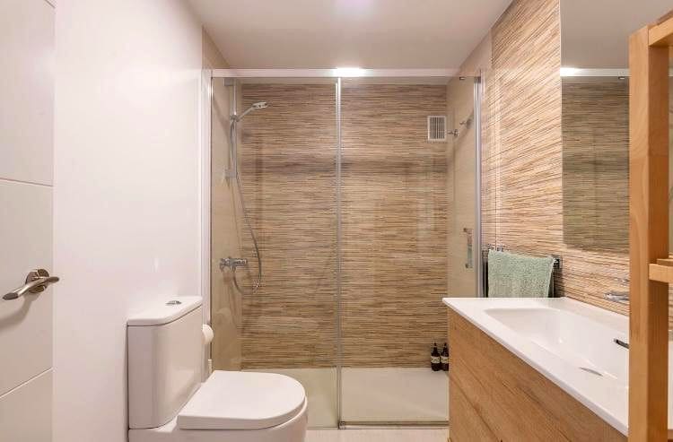 Piso de 3 habitaciones en Torremolinos en venta con piscina garaje - 350.000 € (Ref: 9160666)