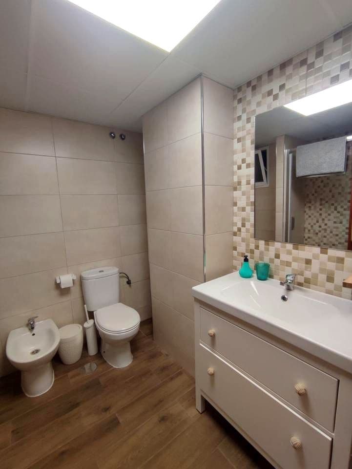 3 bedroom Flat for rent in Malaga city - € 1,500 (Ref: 9161575)