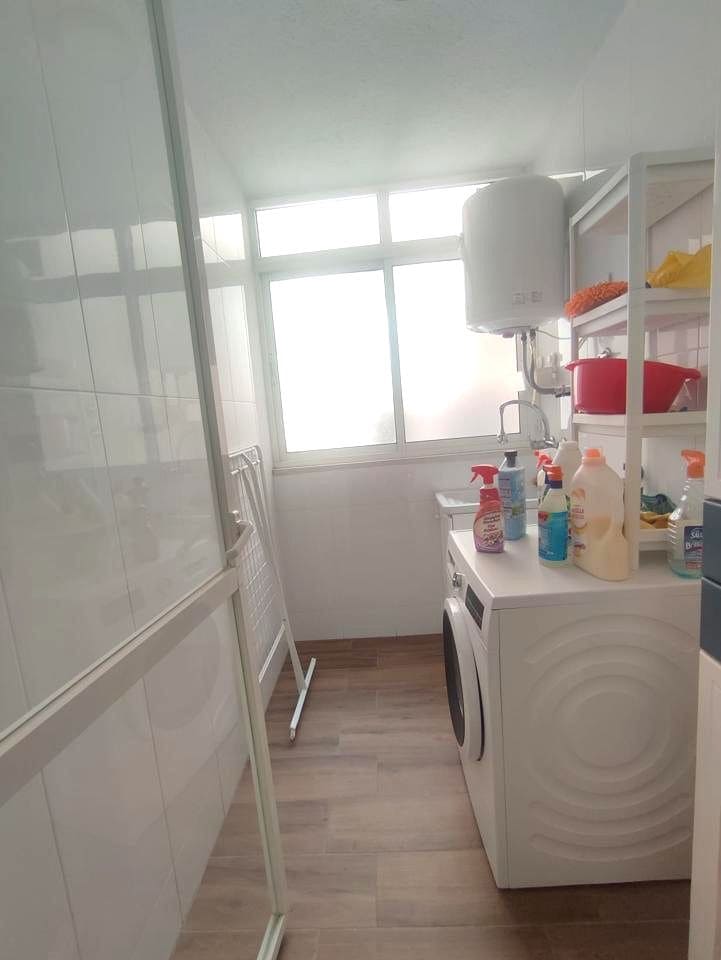 3 bedroom Flat for rent in Malaga city - € 1,500 (Ref: 9161575)