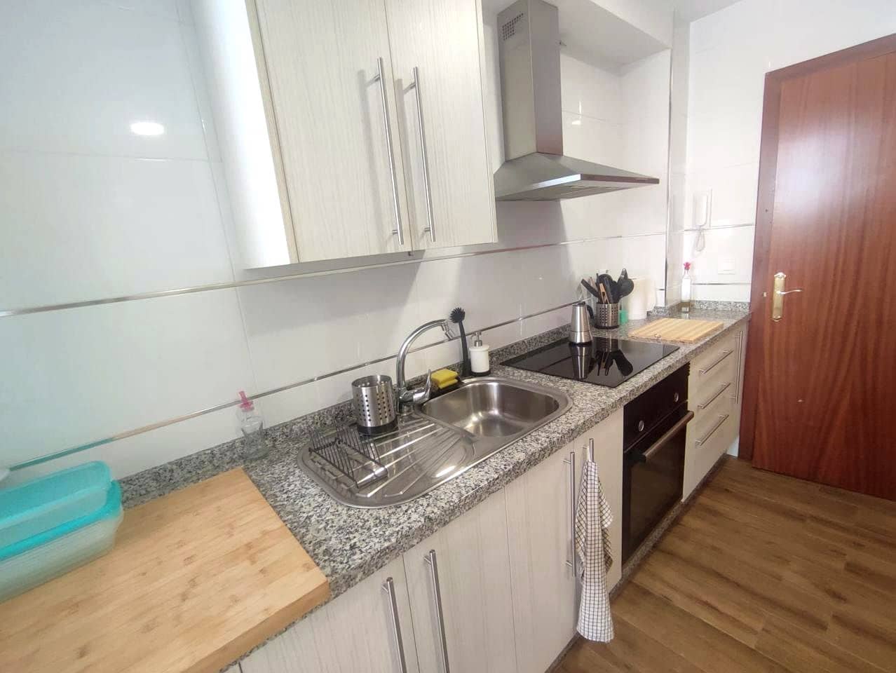 3 bedroom Flat for rent in Malaga city - € 1,500 (Ref: 9161575)