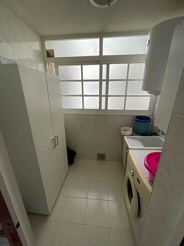 3 makuuhuone Asunto vuokrattavana paikassa El Romeral, Málaga kaupunki mukana 
autotalli - 1 400 € (Ref: 9161859)