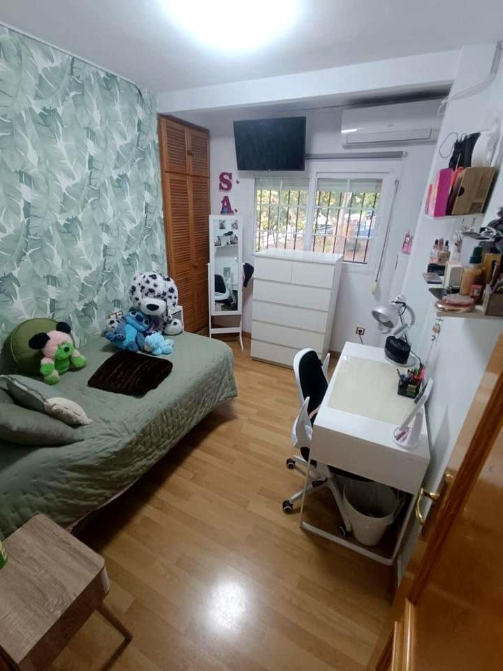 3 soveværelse Villa til salg i Malaga by - € 360.000 (Ref: 9177937)