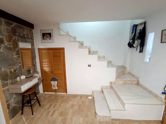 3 sypialnia Willa na sprzedaż w Carlinda, Miasto Málaga - 360 000 € (Ref: 9177937)