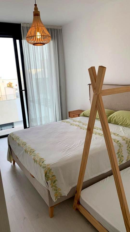 3 soveværelse Villa til salg i Rincon de la Victoria med swimmingpool garage - € 580.000 (Ref: 9186247)