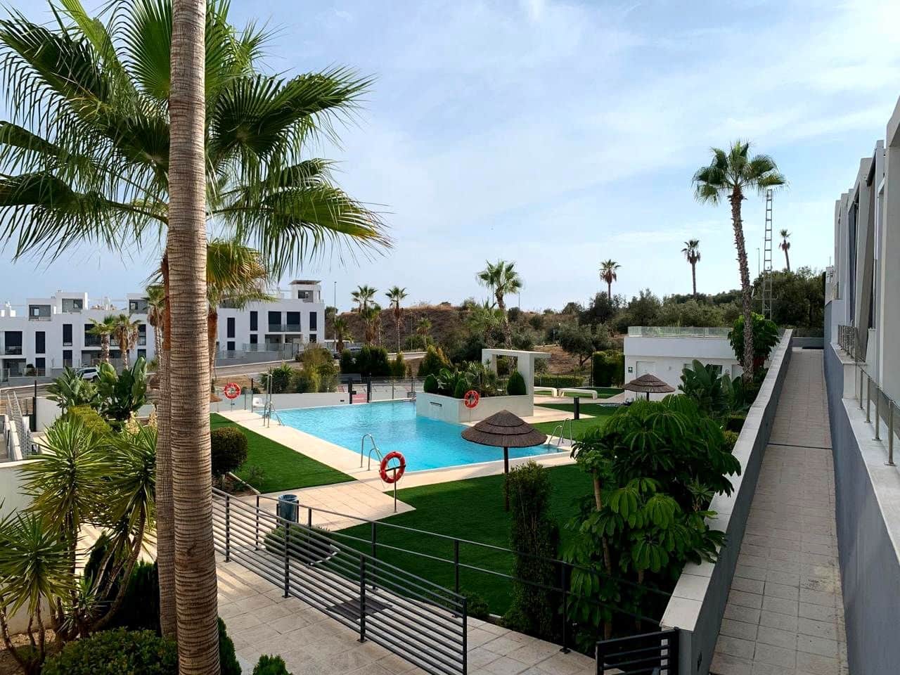 3 soveværelse Villa til salg i Rincon de la Victoria med swimmingpool garage - € 580.000 (Ref: 9186247)