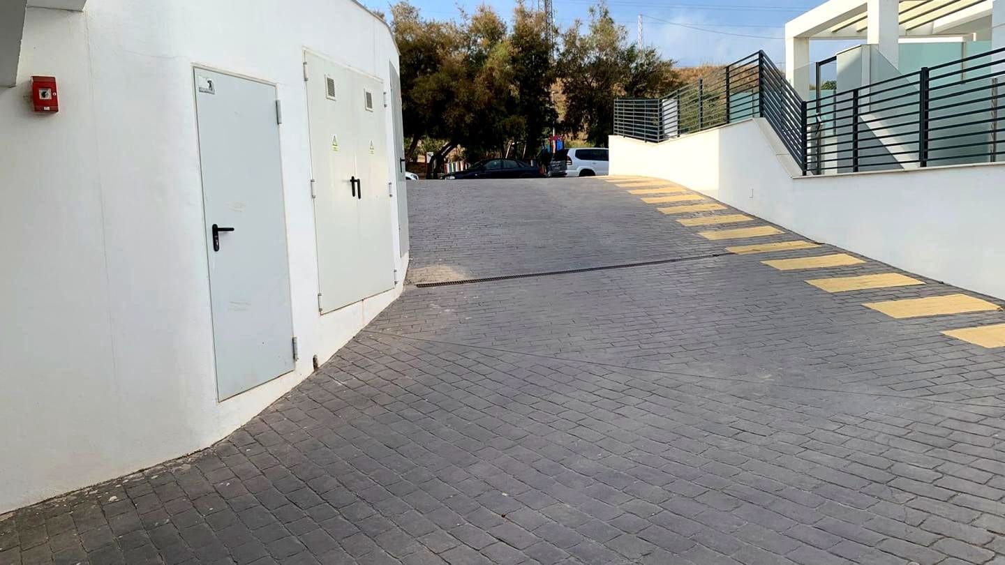 3 soveværelse Villa til salg i Rincon de la Victoria med swimmingpool garage - € 580.000 (Ref: 9186247)