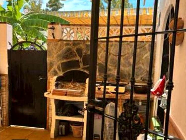 3 quarto Moradia para venda em Alhaurin de la Torre com piscina garagem - 495 000 € (Ref: 9223708)