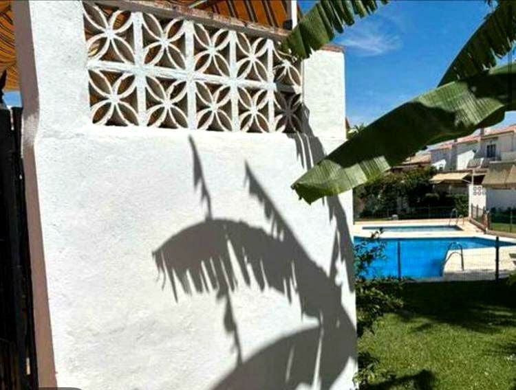 3 quarto Moradia para venda em Alhaurin de la Torre com piscina garagem - 495 000 € (Ref: 9223708)