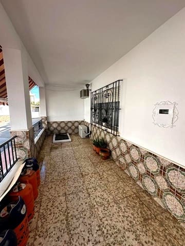 Villa/Maison de 3 chambres à louer à Puertosol, Malaga ville - 1 300 € (Ref: 9228015)