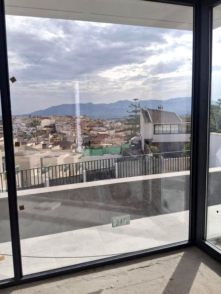 3 soveværelse Villa til salg i Puerto de la Torre med swimmingpool garage - € 690.000 (Ref: 9253714)