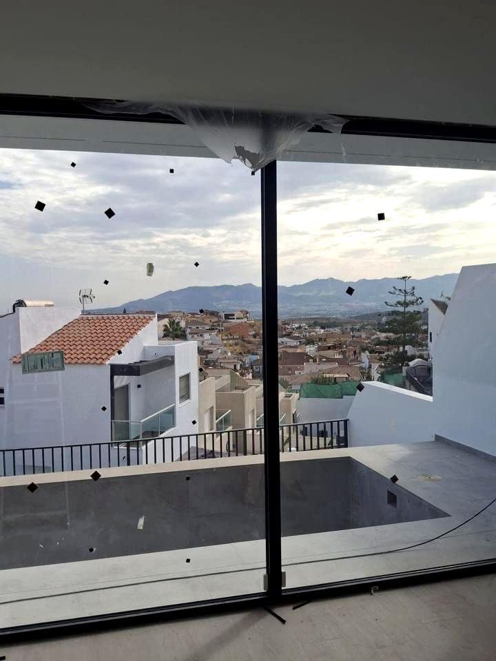 3 soveværelse Villa til salg i Puerto de la Torre med swimmingpool garage - € 690.000 (Ref: 9253714)