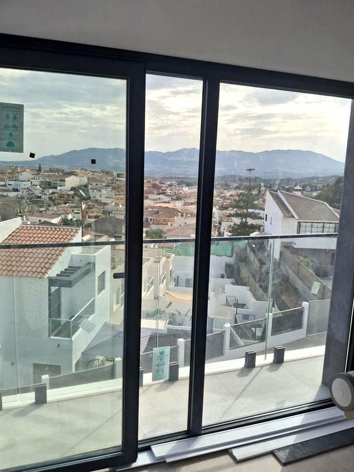 3 soveværelse Villa til salg i Puerto de la Torre med swimmingpool garage - € 690.000 (Ref: 9253714)