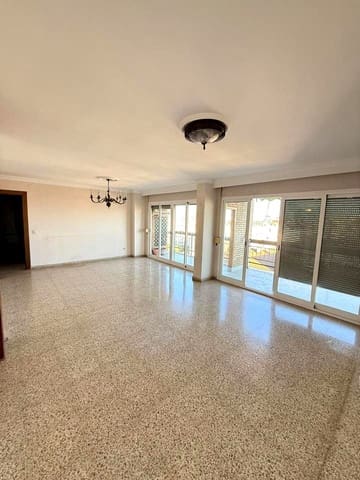 4 sypialnia Mieszkanie na sprzedaż w Jardin de la Abadia, Miasto Málaga - 500 000 € (Ref: 9274153)