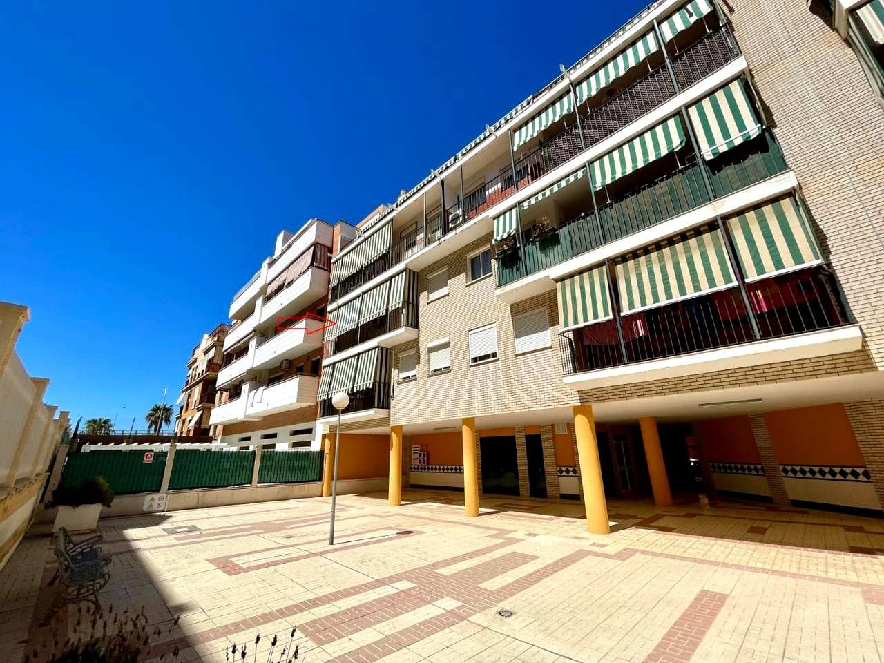 3 soveværelse Lejlighed til salg i Malaga by med garage - € 380.000 (Ref: 9309196)