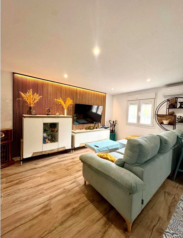 6 soveværelse Finca/Landehus til salg i Alhaurin de la Torre med swimmingpool - € 785.000 (Ref: 9378399)