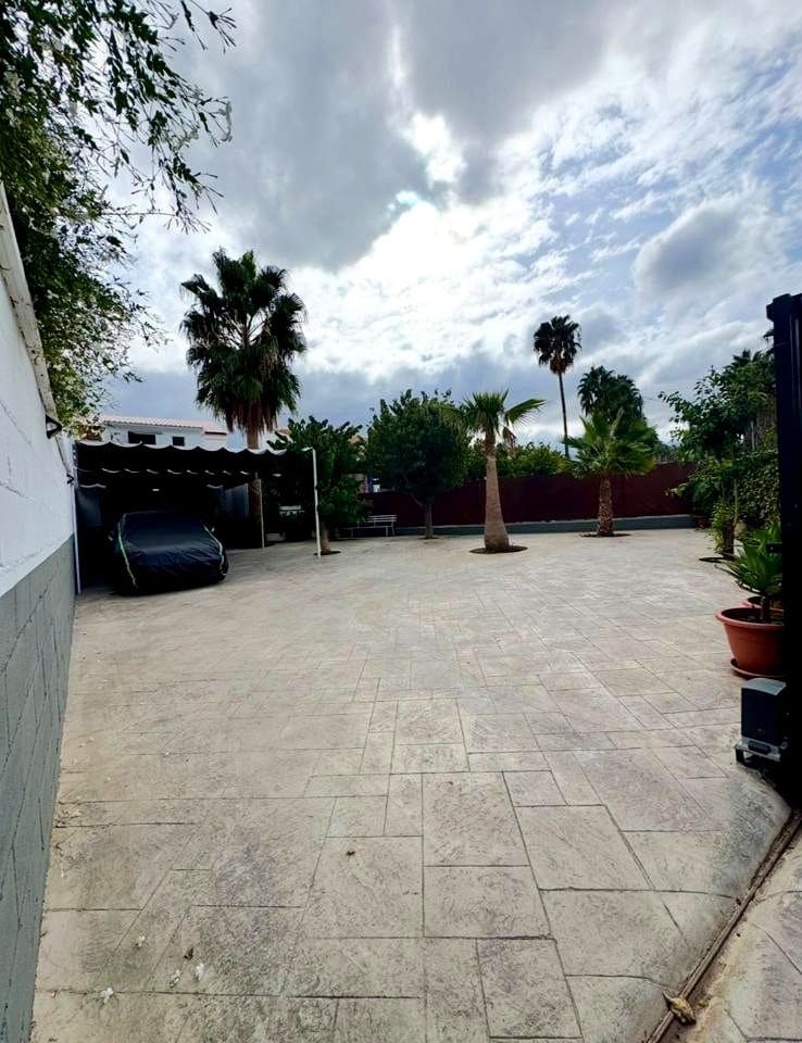 6 soveværelse Finca/Landehus til salg i Alhaurin de la Torre med swimmingpool - € 785.000 (Ref: 9378399)