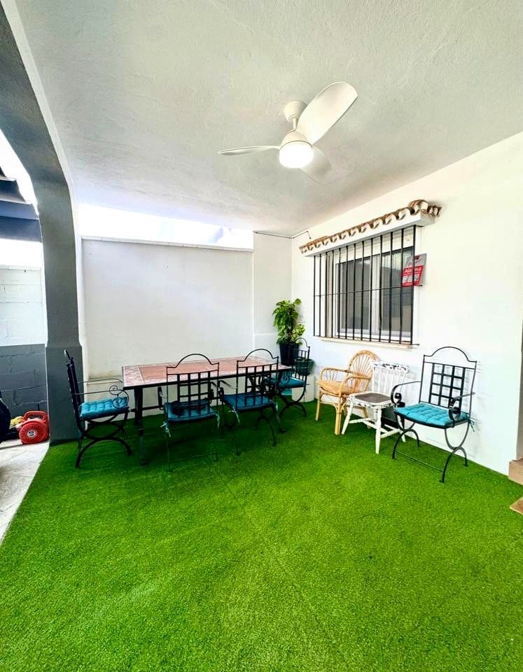 6 soveværelse Finca/Landehus til salg i Alhaurin de la Torre med swimmingpool - € 785.000 (Ref: 9378399)