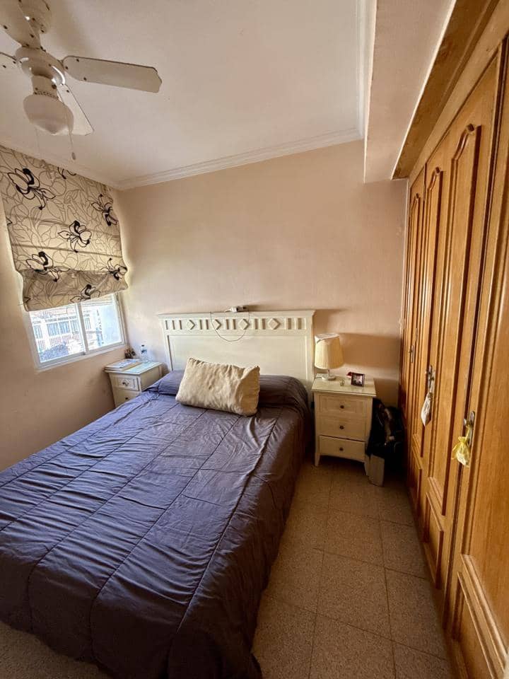 3 makuuhuone Asunto myytävänä paikassa Fuengirola - 234 000 € (Ref: 9379949)