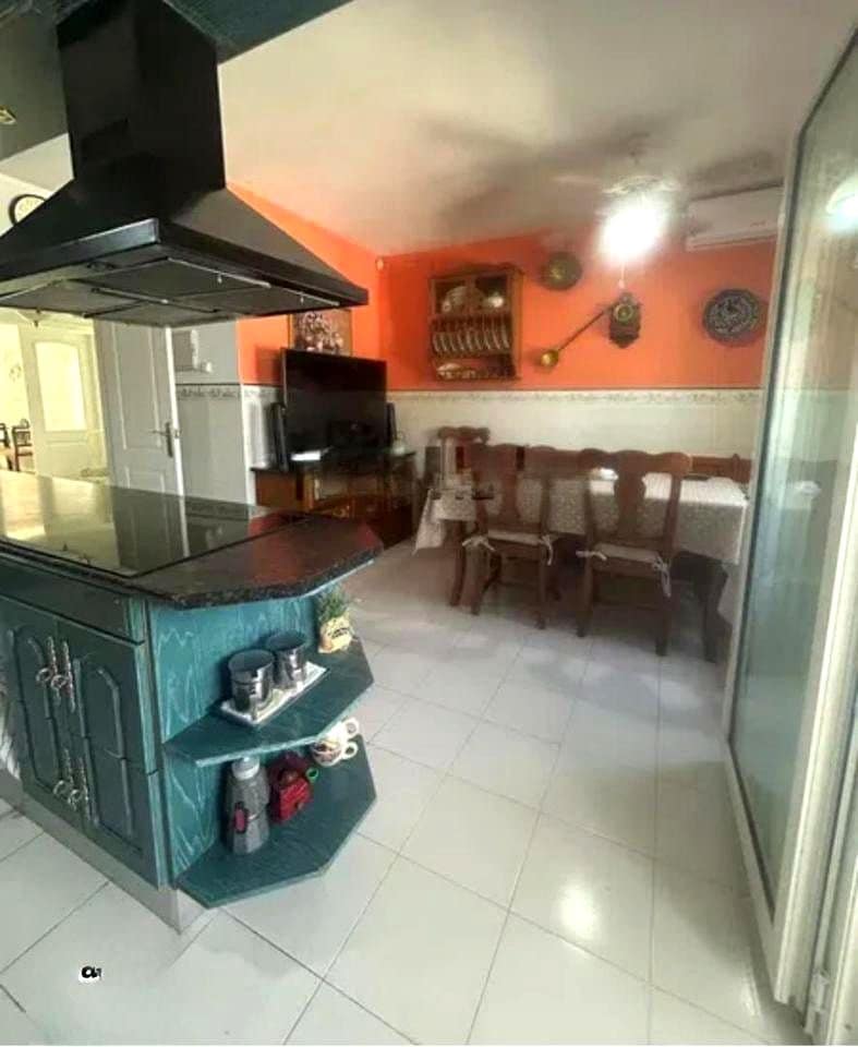 4 quarto Moradia para venda em Alhaurin de la Torre com piscina garagem - 629 000 € (Ref: 9379950)