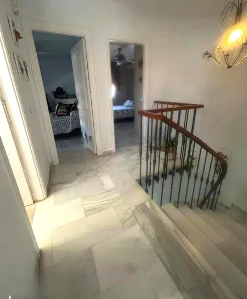 4 quarto Moradia para venda em Alhaurin de la Torre com piscina garagem - 629 000 € (Ref: 9379950)