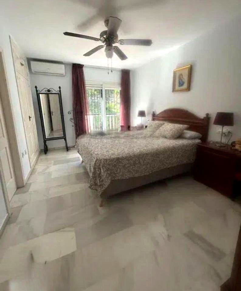 4 quarto Moradia para venda em Alhaurin de la Torre com piscina garagem - 629 000 € (Ref: 9379950)